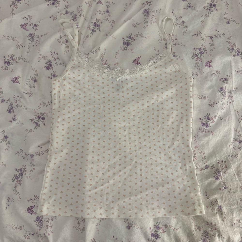 Brandy Melville Lace Skylar Tank with Pink Hearts